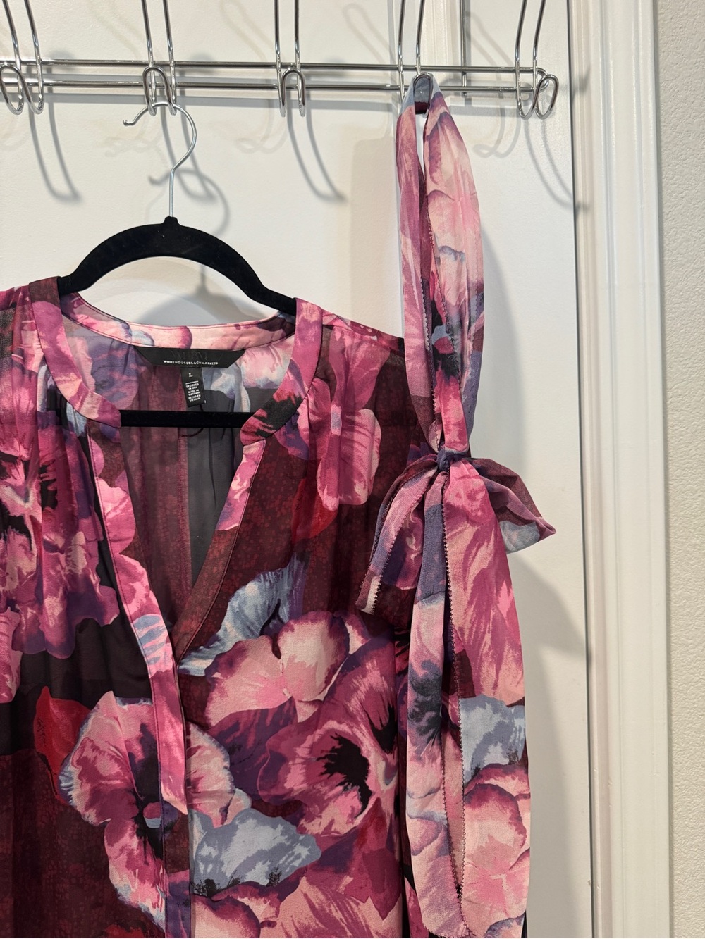 White House Black Market Pink Floral Tie-Neck Blouse - Picture 6 of 9